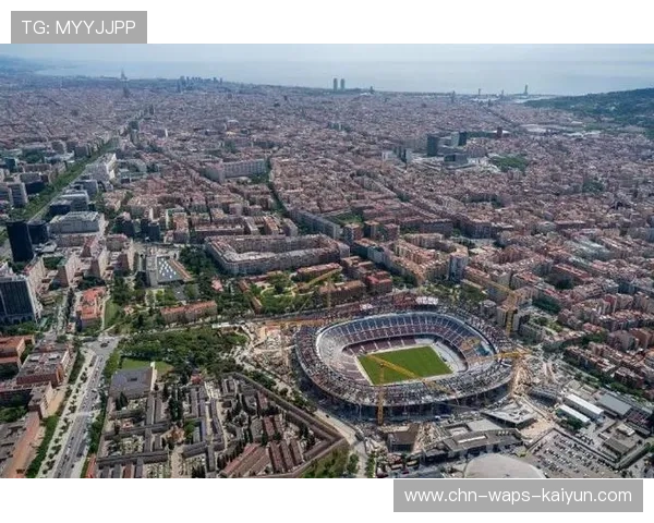 西甲巴萨中路穿透精准,诺坎普再度陷入狂欢